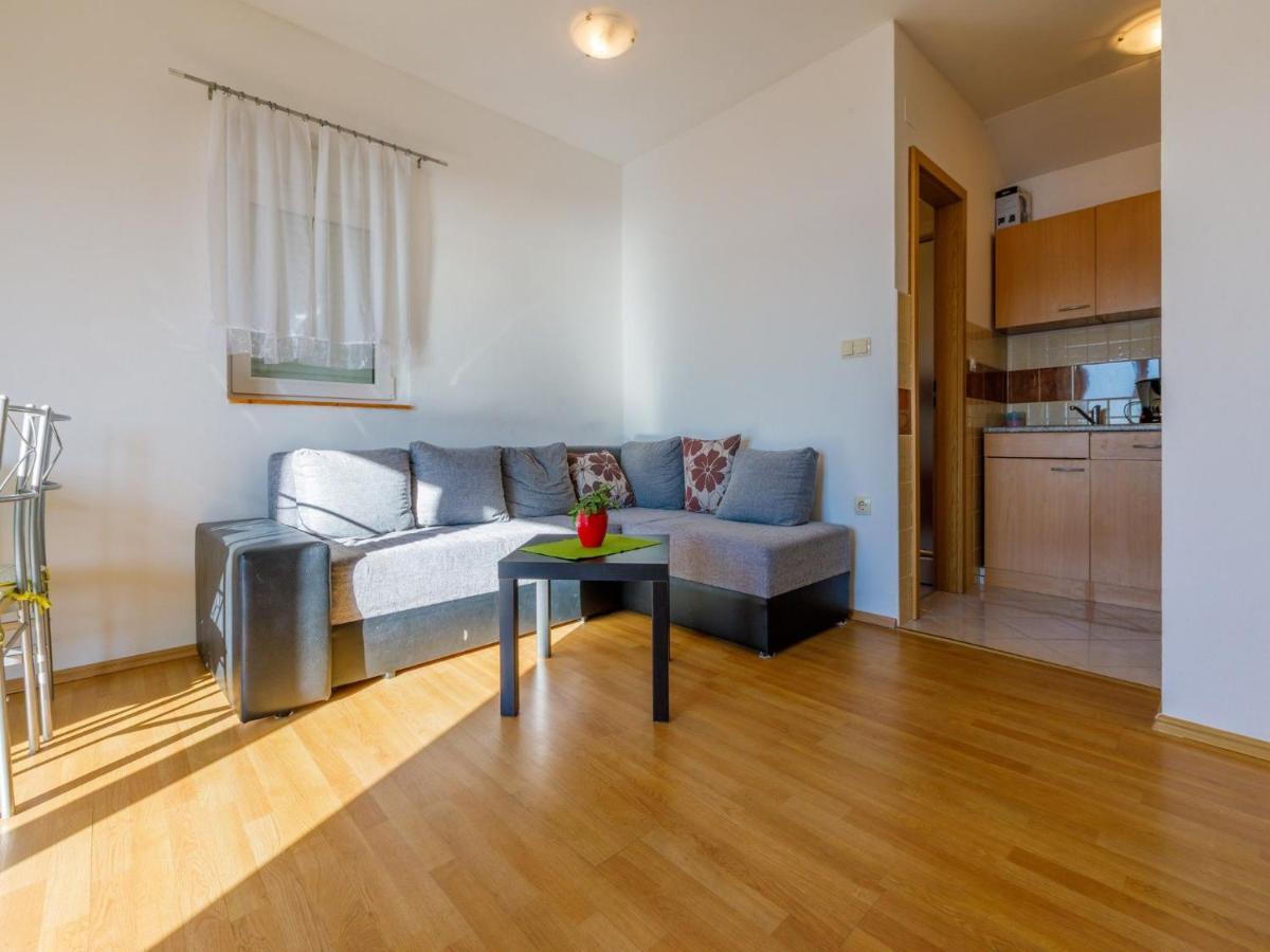 Apartments Benny Crikvenica Ngoại thất bức ảnh